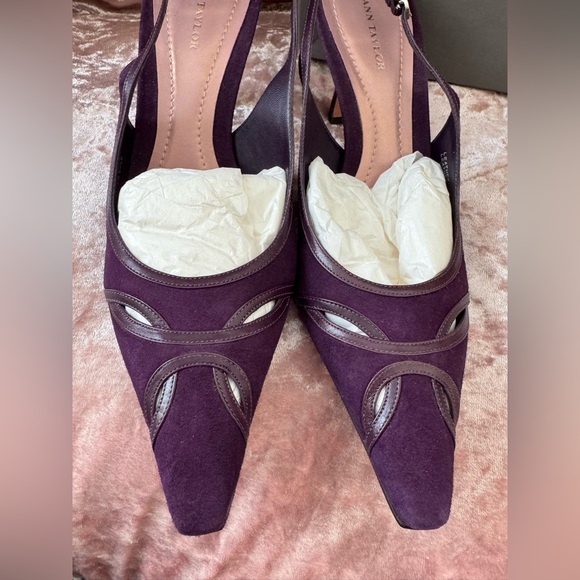 🍁Ann Taylor Violet Suede Sling-backs - Picture 2 of 10
